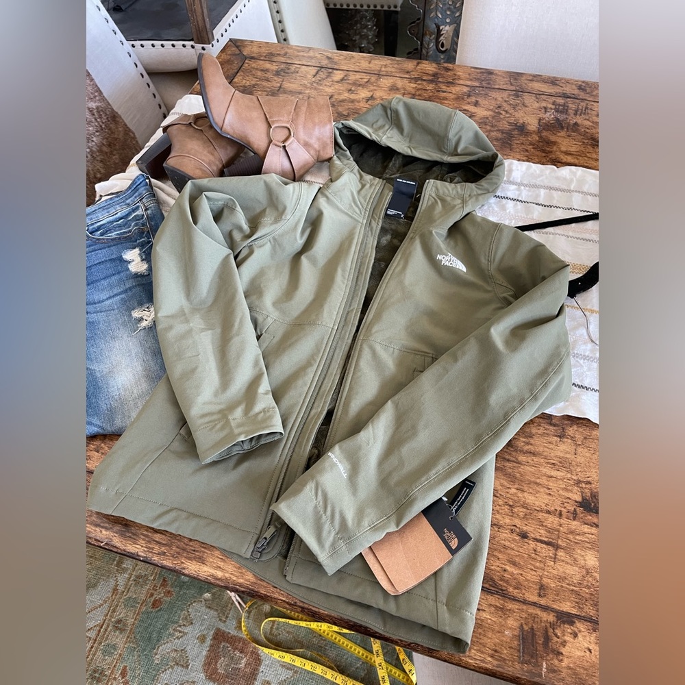 NWT Burnt Olive Green North Face Jacket w/Hood